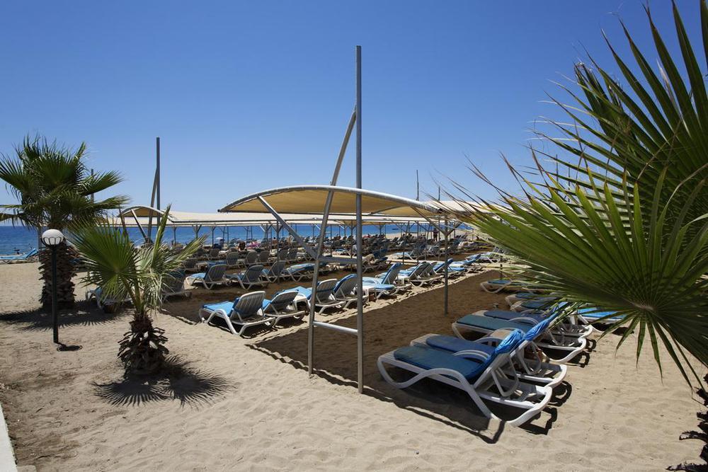 Larissa Holiday Beach Club Hotel Konakli Exterior photo