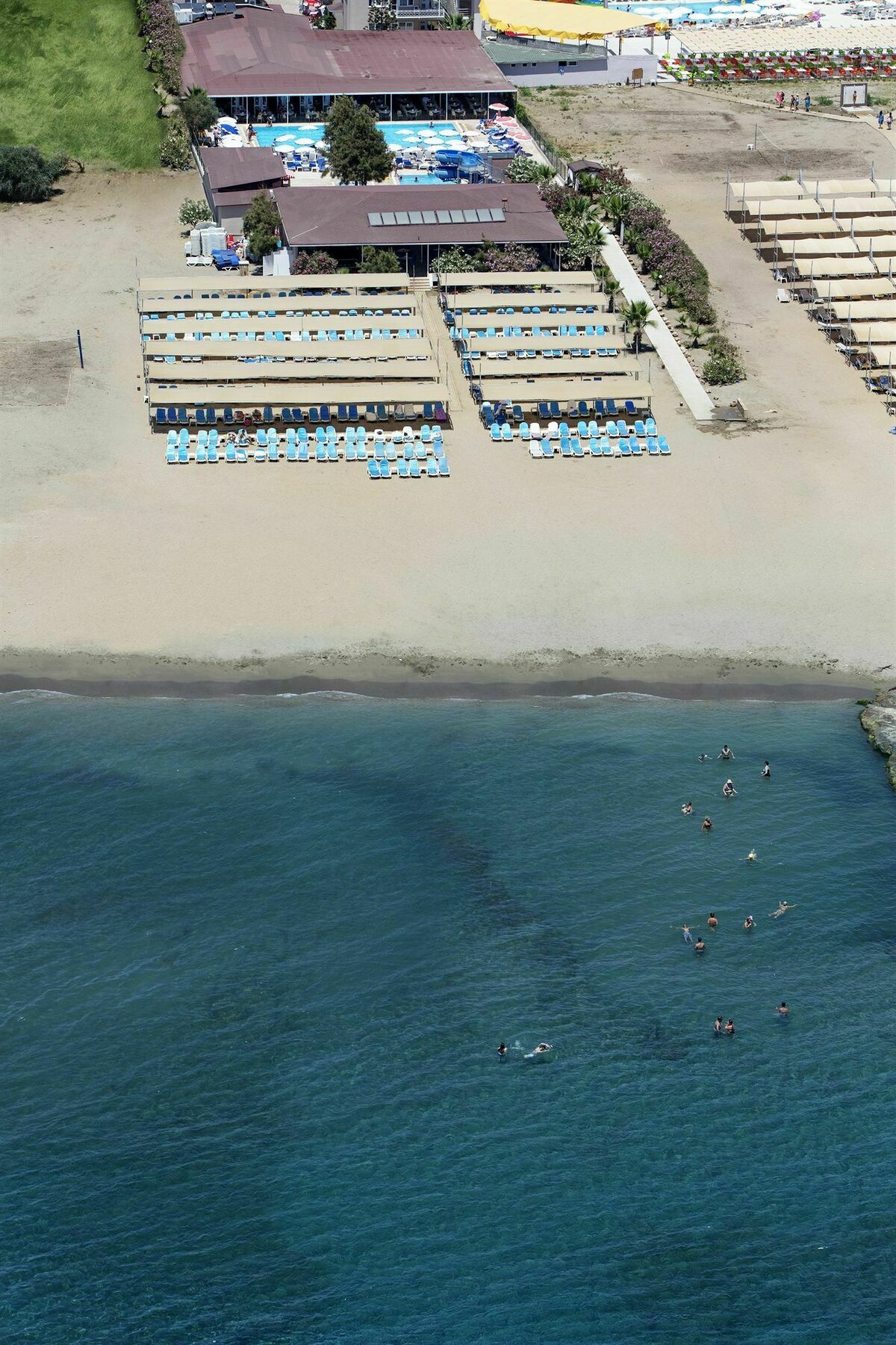 Larissa Holiday Beach Club Hotel Konakli Exterior photo